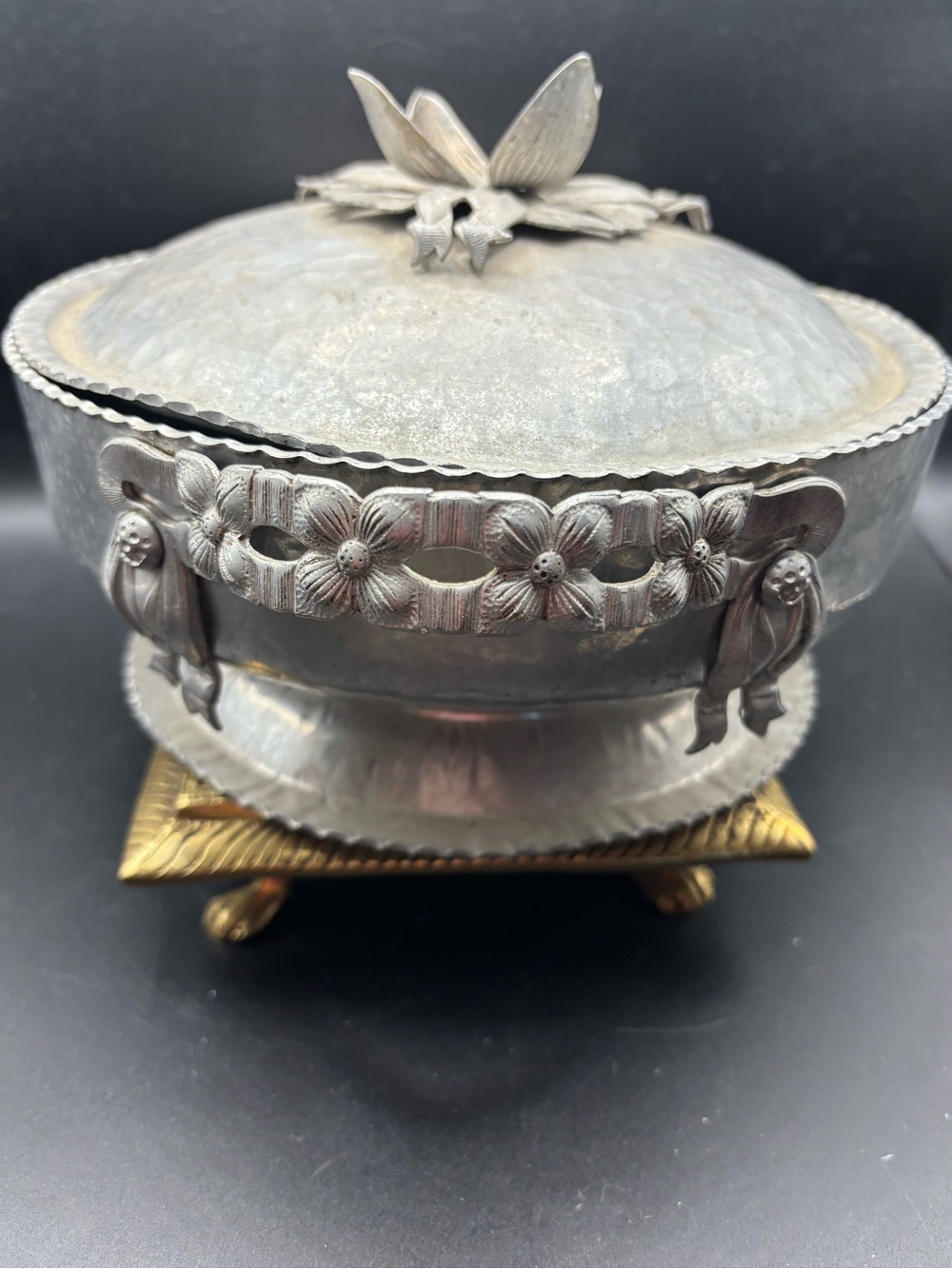 Aluminum Hammered Silver-Tone Lidded Bowl with Floral Finial - Picture 4 of 10